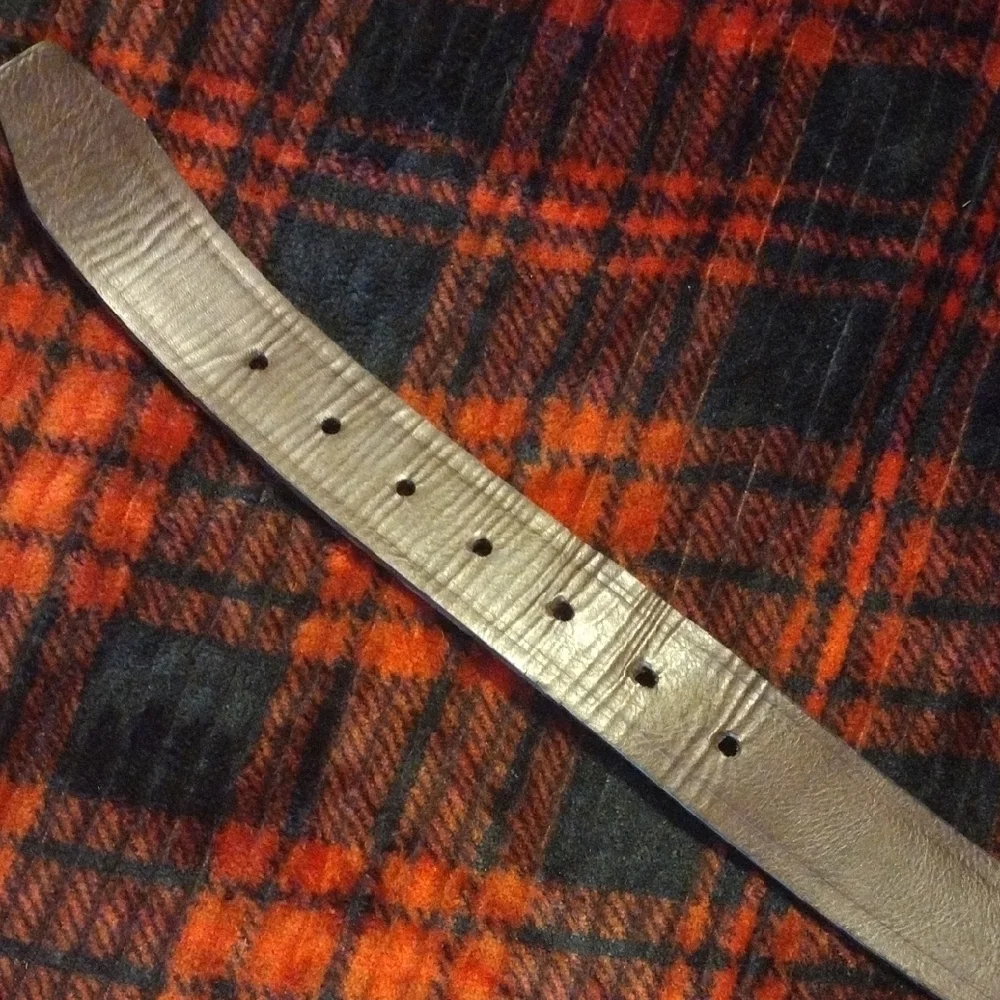 Columbia Reversible Brown And Black Leather Belt with Silver Buckle XL 42-44